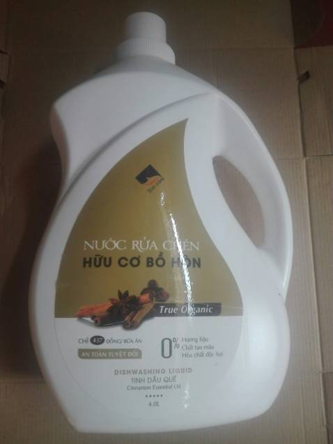 Nước rửa chén có bọt không quá nhiều nhưng rửa rất sạch, mùi quế thơm tự nhiên không giống mùi hóa chất, rất thích mùi này. Sẽ tiếp tục mua sp của Ecocare