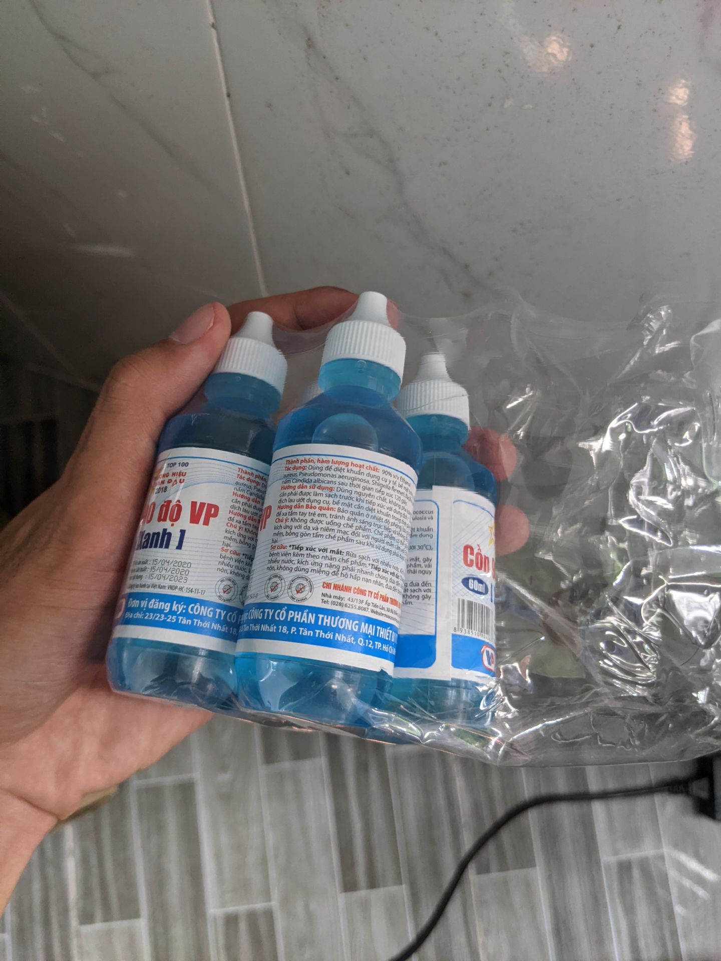 Dùng sát trùng vết thương, vệ sinh, tiệt trùng dụng cụ y tế