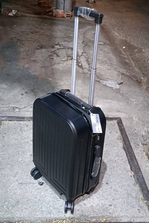 gọn nhẹ, thích nhất khoá âm bên trong.