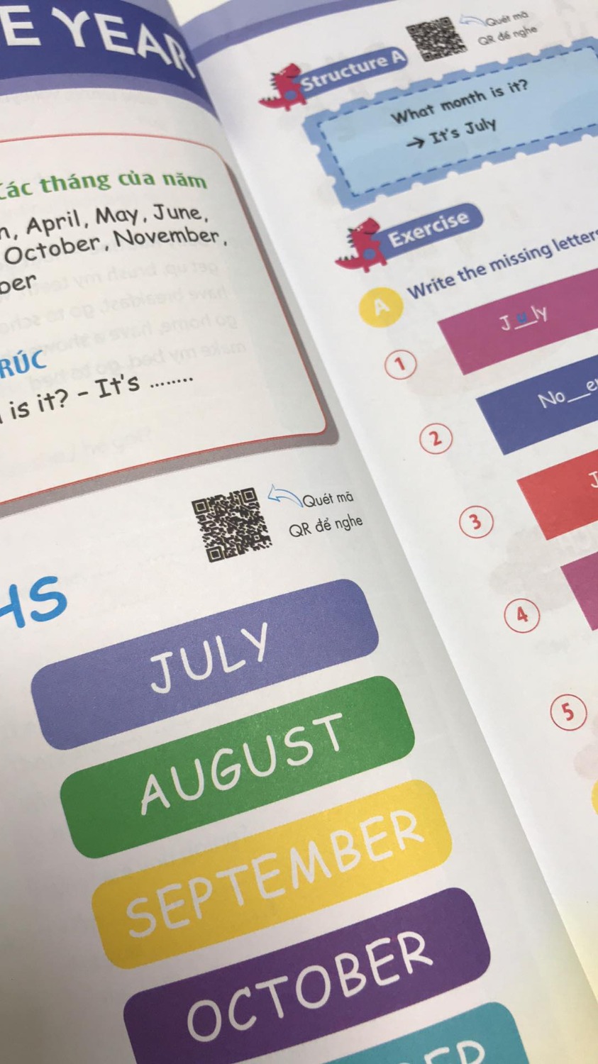 đây là cuốn thứ 3 mình mua bên Megabook rồi, thực sự tuyệt vời, bé nhà mình đã học xong cuốn 1,2 và đang học cuốn 3. Sách thì rất hay, hình ảnh gần gũi với các con, với lại có file nghe nên mình cũng dễ dàng trong việc hướng dẫn con học. Thanks megabook nhiều nhé!