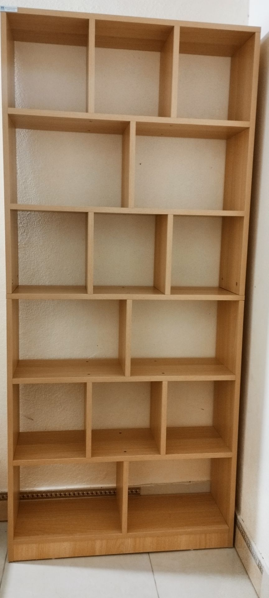 gía sách dày dặn nói chung ok, mà mk ko nghĩ đơn hàng này nặng vậy 38 kg lận. Mình lắp hơi cực chút mất 7 tiếng vì mk là con gái nên lắp 1 mk hơi lâu. Với lại có 1 lỗi nhỏ bên nhà sx thì các bạn bên tư vấn khá nhiệt tình nên mk cx thấy hài lòng và bỏ qua vậy nên vẫn cho 5⭐ nhé. Sẽ ủng hộ shop nếu chất lượng sau vài tháng của giá này ổn hen.