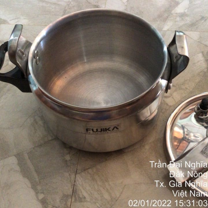 Mới nhận hàng, lắp vào nhưng quai nồi đã bị vỡ rồi. Shop đồng ý gửi bù quai khác.