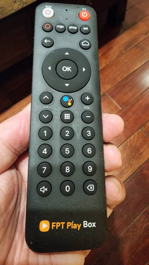 Hàng cũ quá, remote chảy nhựa xài rất khó chịu, không xử lý được.
Tính năng của thiết bị thì ok.