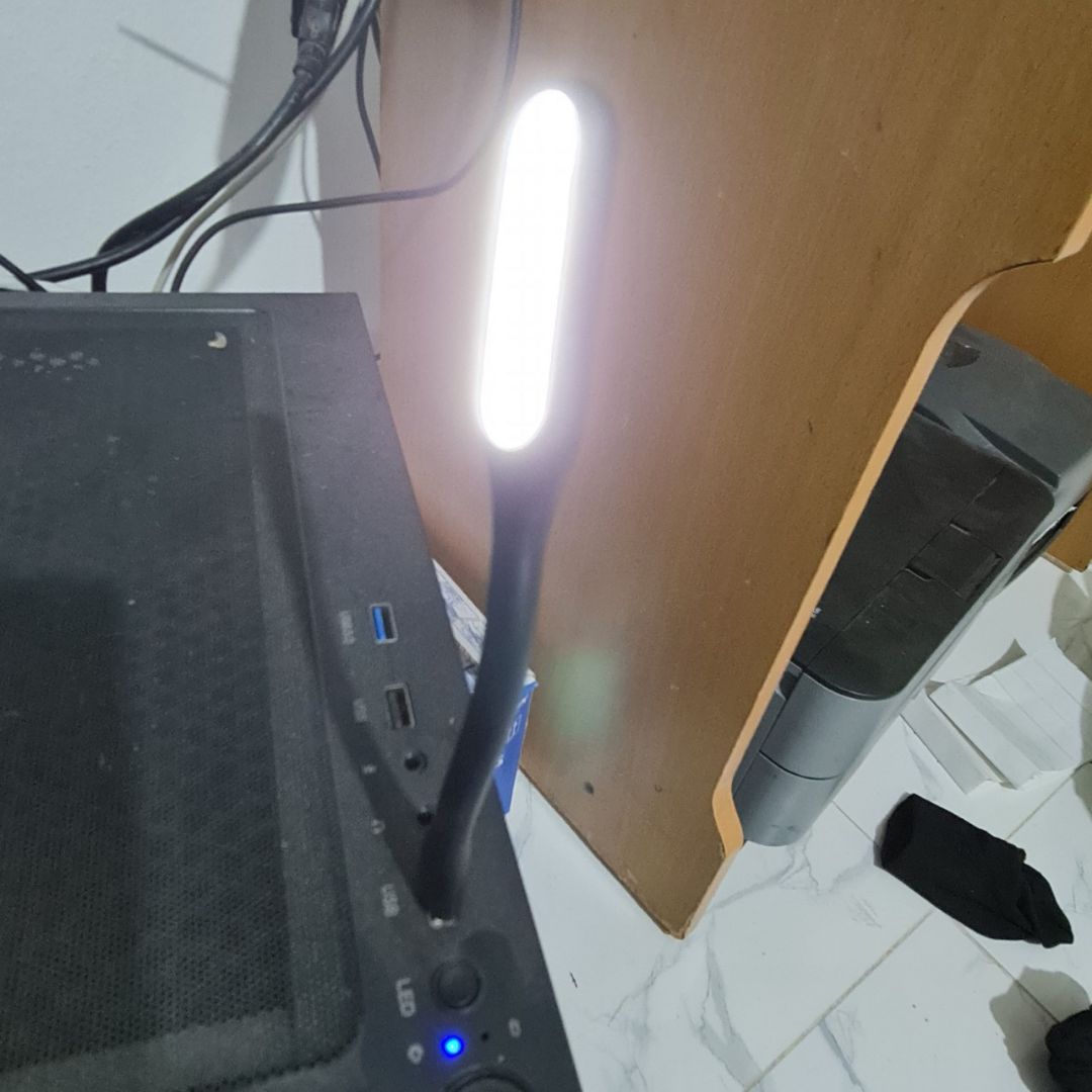 Đèn quá xịn, nhìn rất chất lượng, bền, sáng. Đáng đồng tiền. Sẽ ủng hộ shop nhiều.