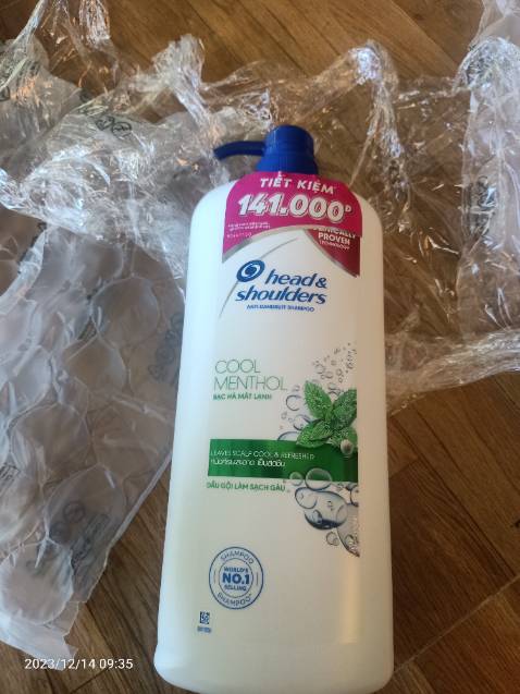 Chất lượng tuyệt vời .Không gây khô tóc .mùi thơm dễ chịu .mát da đầu sảng khoái . Chất lượng tuyệt vời .Không gây khô tóc .mùi thơm dễ chịu .mát da đầu sảng khoái .