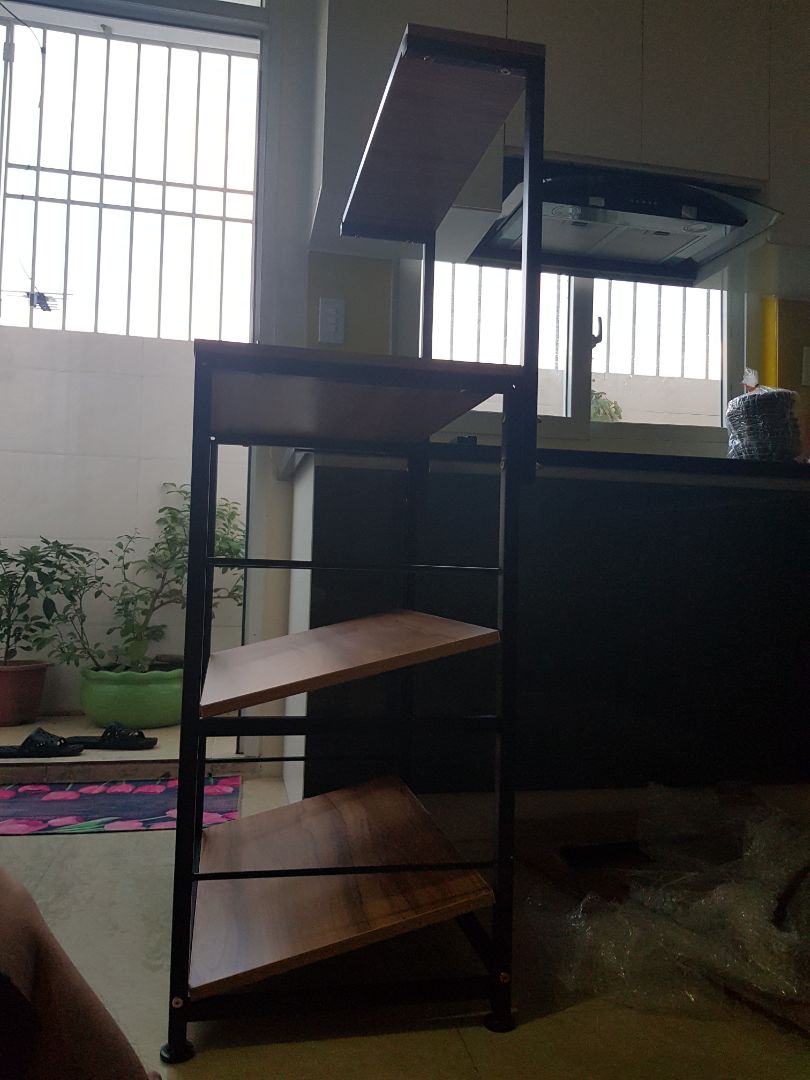 sản phẩm sai. liên hệ để đổi thế nào ạ?