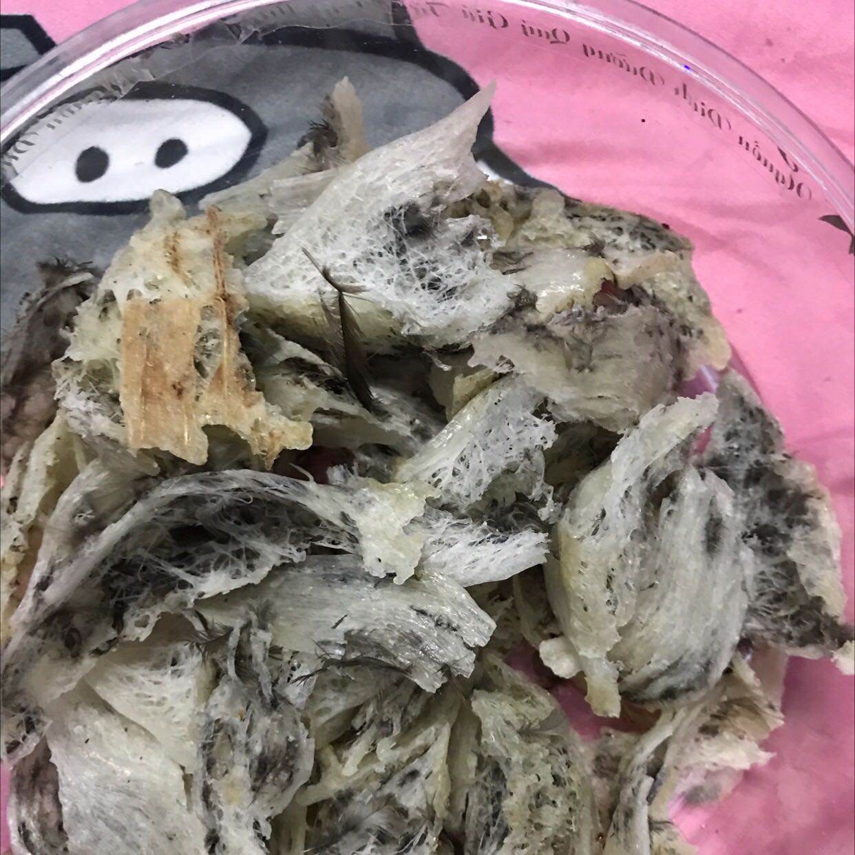 Giao hàng nhanh. Đong gói cẩn thân. Con duoc tặng táo va đường phèn. Rất hài lòng