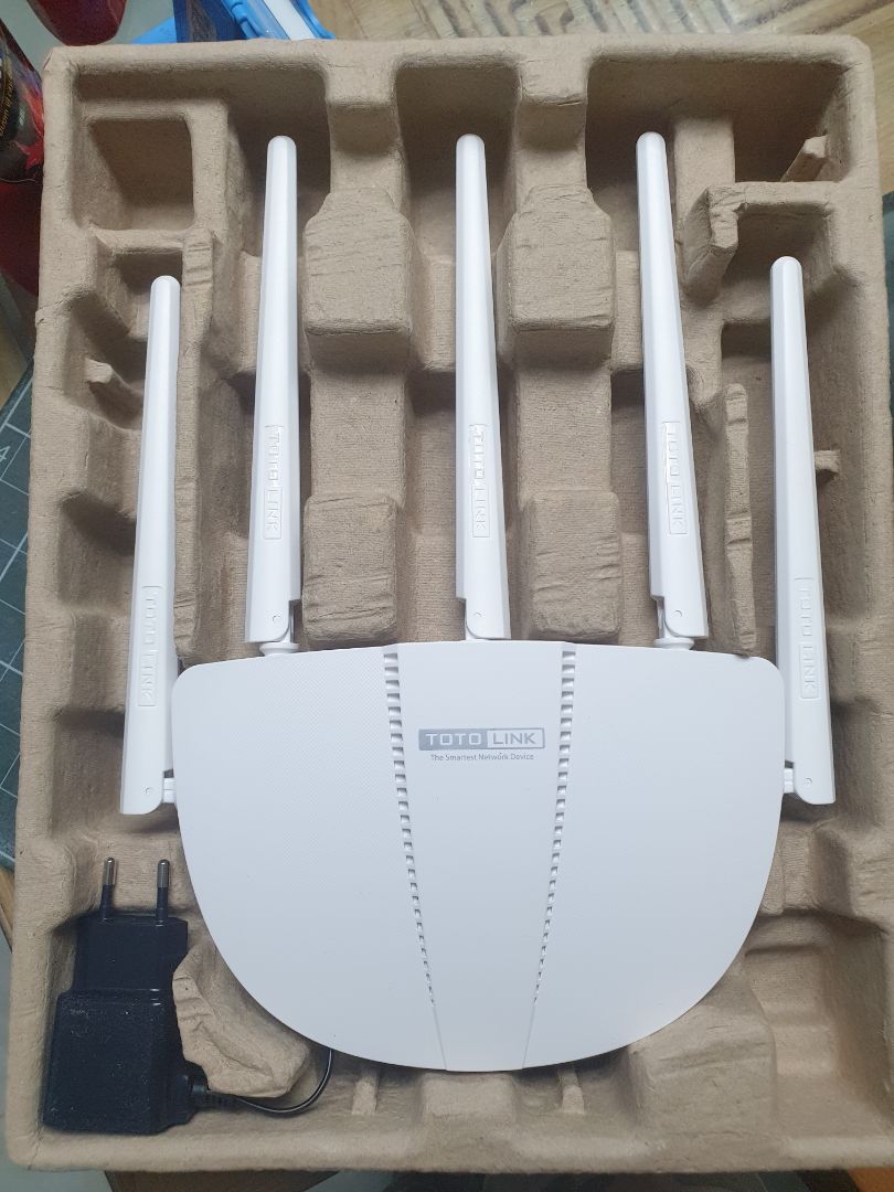 Dễ cài đặt.
Đang dùng chế độ repeater. Thu sóng tốt phát sóng mạnh.