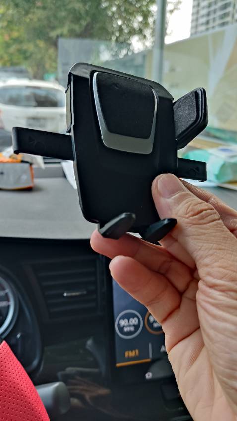 Mở ra đã bị gãy, ko dùng đc