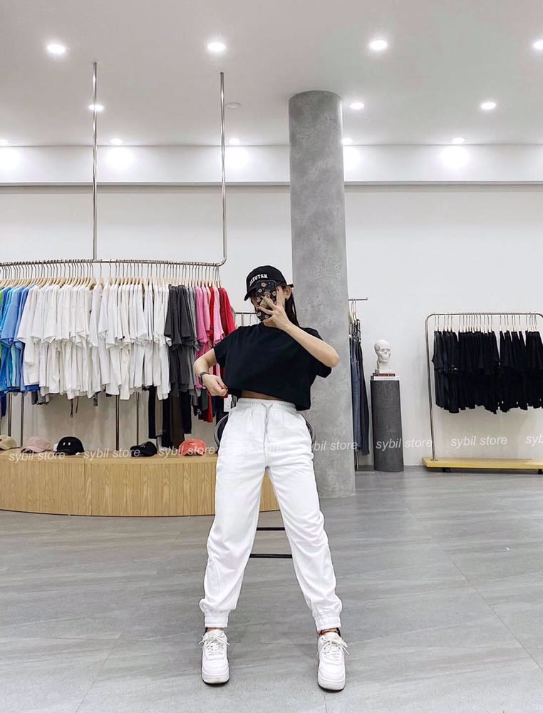 Sách được bao bọc kic tuy nhiên mỏng k phù hợp giá tiền 😂😂😂