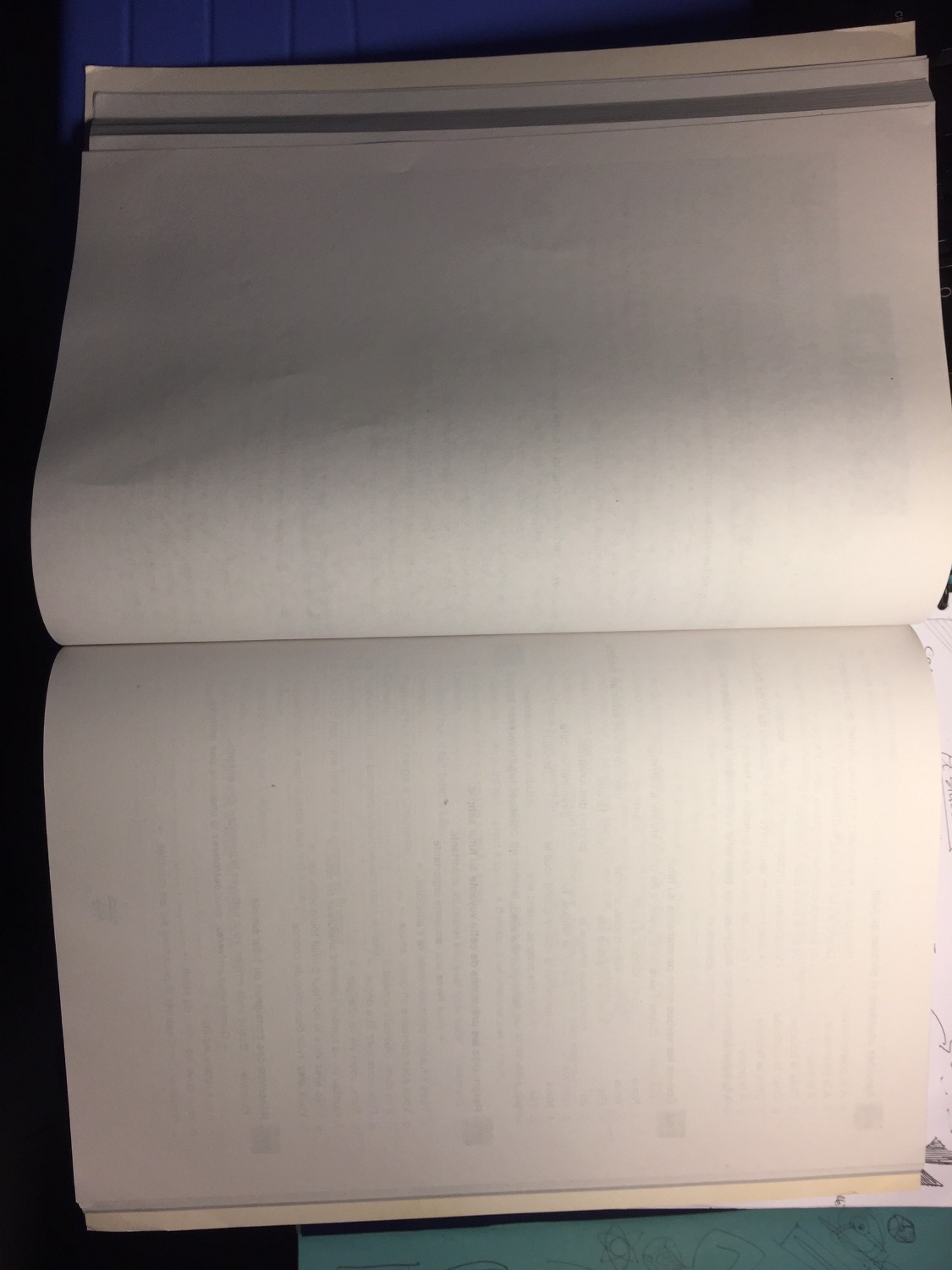 Cầm 1 quyển sách được giao cái lỗi rách sách mình còn có thể tạm chấp nhận được vì do vận chuyển, đây một quyển sách thiếu rất nhiều trang mà họ vẫn có thể đưa lên kệ trưng bán, sản phẩm in ấn kiểu làm việc vô trách nhiệm. 1 quyển sách lỗi bên trong của nó mà vẫn có thể giao cho mình cảm giác bị coi thường. 
Yêu cầu đổi trả thì đến tận bây giơ chưa có phản hồi.