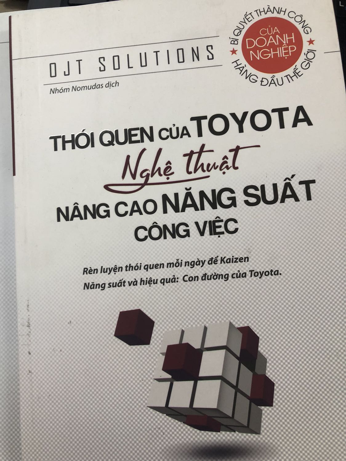 Sách giao bẩn, shop cần xem lại