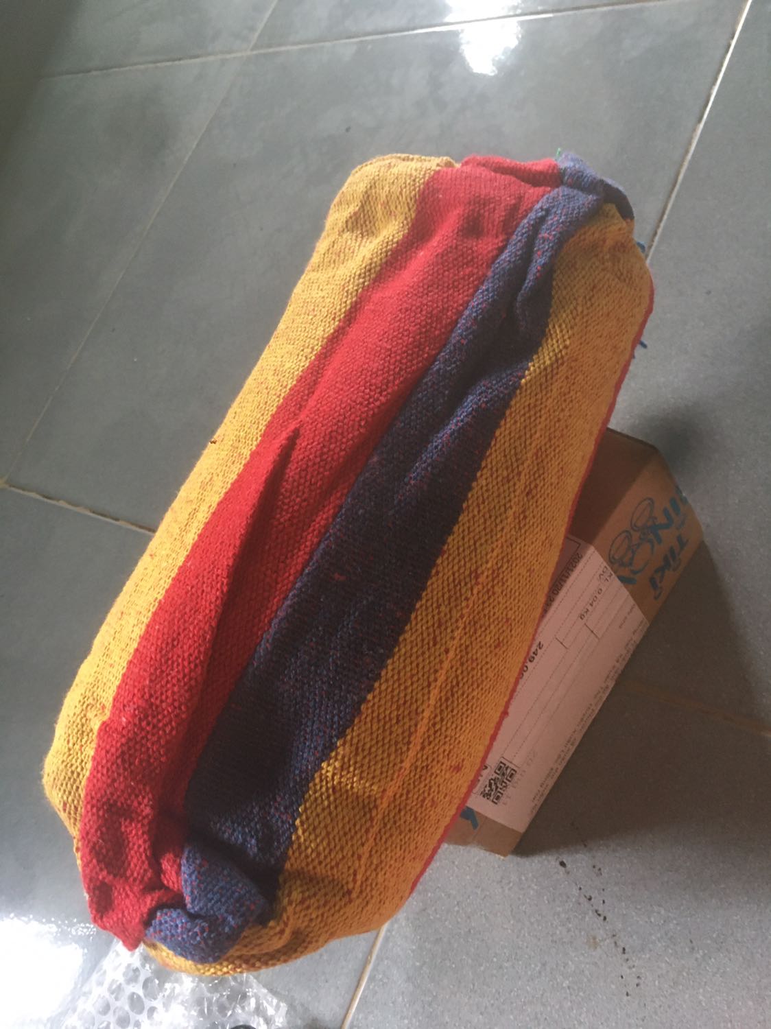 Tuy phải đợi hơi lâu, nhưng nhánh Võng thấy ưng ý, có túi đựng võng như quảng cáo, Tặng 5 sao