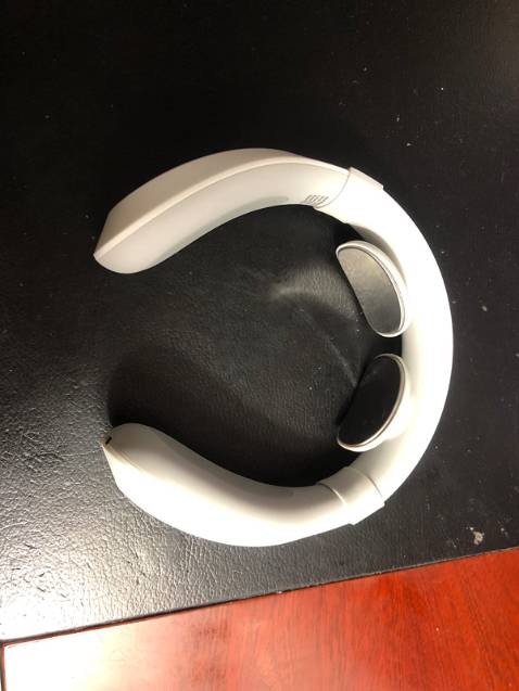 Quá đẹp quá đã, hộp bên ngoài như đồ công nghệ cao cấp (mà máy massage cũng xịn mà nhỉ). Massage bằng điện êm hơi đau đau tí nếu ở các mức cao nhưng dùng xong thì sướng!