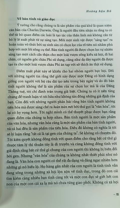 Mình là người có đạo vì vậy khi đọc vào phần giới thiệu tác giả đã nói thẳng "những người tin vào Đấng sáng tạo thì tác giả đành trân trọng giã biệt" thì mình đã thấy sai lầm khi mua quyển này rồi, nếu mình đọc được câu này thì mình đã không mua. Tác giả nói những thứ như mắt, dạ dày... là "tạo tác" mà lại cho rằng không có Đấng sáng tạo ra những thứ đó thì thật là phi lý!