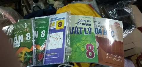 giao sách nhanh
chất lượng giấy ok