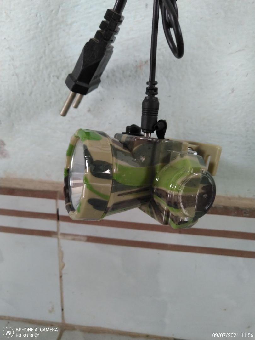 đèn này ko phải rạng đông...
1 là dán tem giả hàng Việt Nam bi phạm bản quyền
2 là đèn Trung Quốc giá khoảng 70k dán tem đôn lên hơn 90k..
nói chung kêu gọi tẩy chay.. đèn này ko phải rạng đông...
1 là dán tem giả hàng Việt Nam bi phạm bản quyền
2 là đèn Trung Quốc giá khoảng 70k dán tem đôn lên hơn 90k..
nói chung kêu gọi tẩy chay..