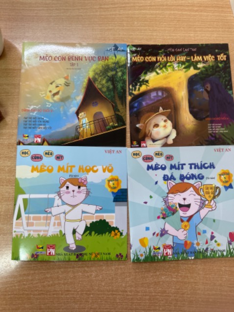 Bạn kiểm tra giúp mình nhé bộ sách bạn gửi thiếu 2 cuốn