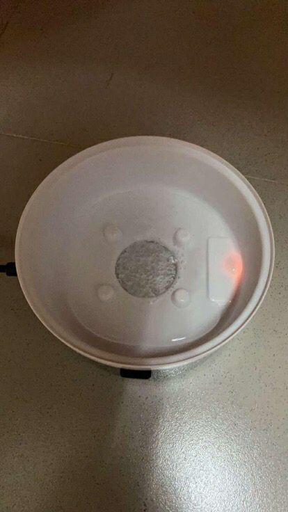 shop đóng gói cẩn thận, giao hàng nhanh, thích nhất điều này. hộp cơm khá xịn sò, phụ kiện đấy đủ. nấu tầm 5 7 phuat là sôi rồi..