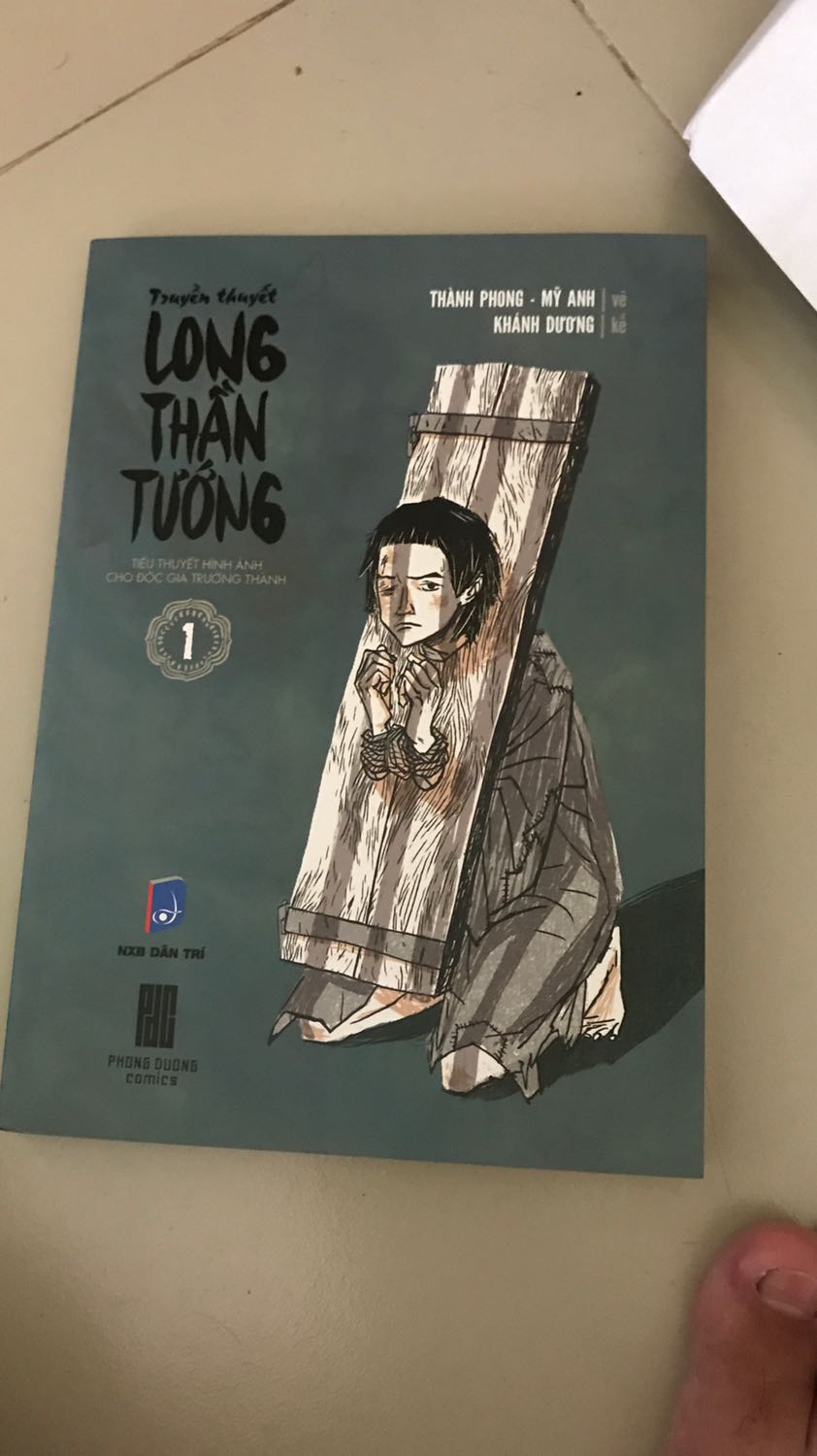 Hàng giao nhanh thật ⭐️⭐️⭐️⭐️⭐️
Mà truyện cx hay đặt tiếp mấy cuốn cuốn sau