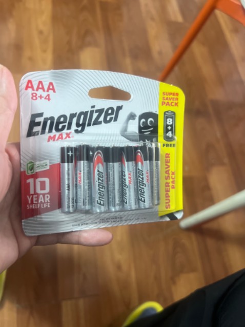 Tiki giao hàng quá nhanh, lúc cần pin 3A đặt lúc chiều Tiki vẫn giao lúc 19g. Dịch vụ giao hàng của Tiki là số 1.