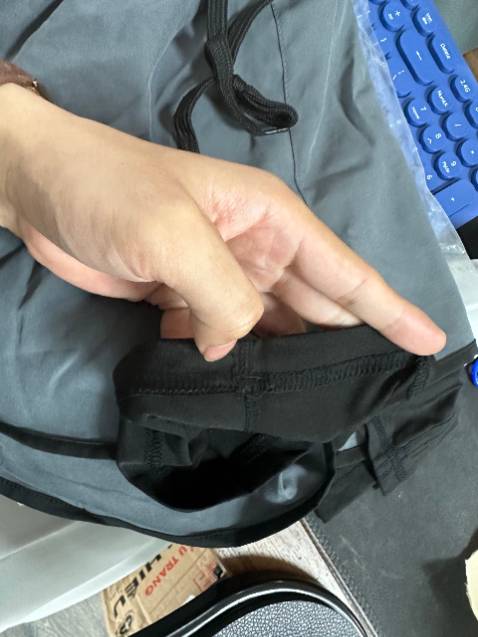 Shop giao đúng mẫu ,mặc thoải mái cho vận động