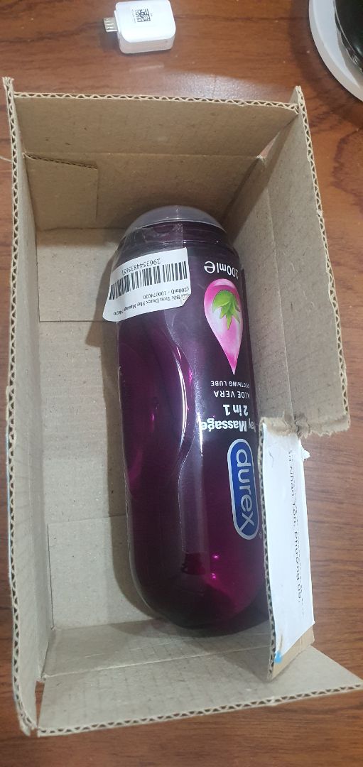 mình nhận hàng bị lỗi, thiếu nắp. Đây là quà mình tặng bạn mình nên hàng lỗi này mình ko tặng được. Tiki giải quyết giúp mình gấp nha.