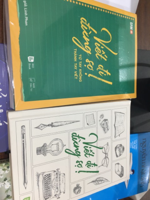 Sách rất đẹp, khổ to chắc chắn, được kèm theo cuốn sổ rất dễ thương. Dành cho những ai yêu văn để tập viết. Mua cho con, chưa đọc nên chưa biết nội dung