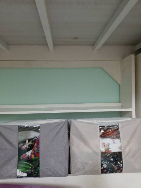 Quảng cáo thì hoa văn rất đẹp, nhưng giao hàng chỉ vải bố 1 màu