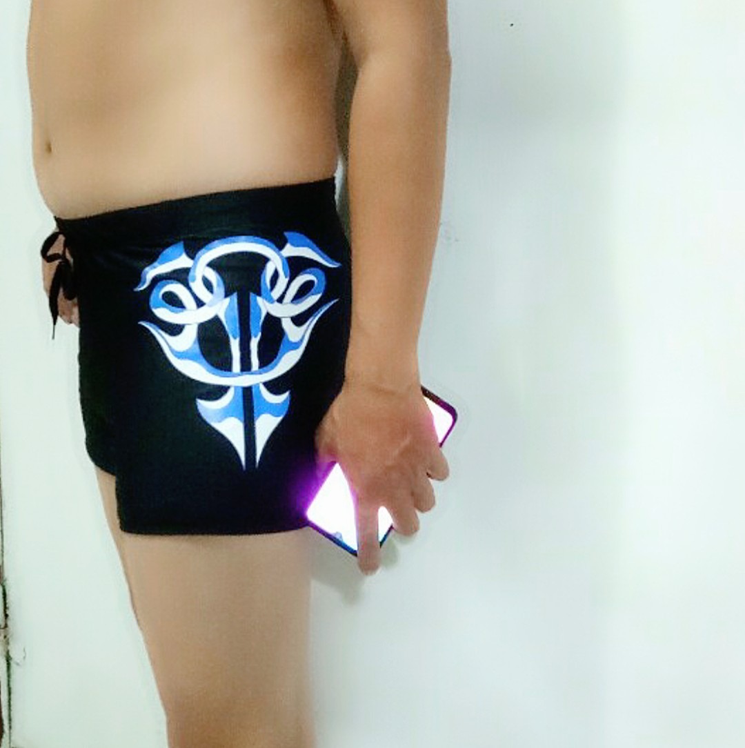 Vải đẹp, có dây rút dễ mặc - dễ thắt. Bụng tui hơi to nhưng mặc cũng ổn. Nói chung hài lòng với sản phẩm trên TIKI.