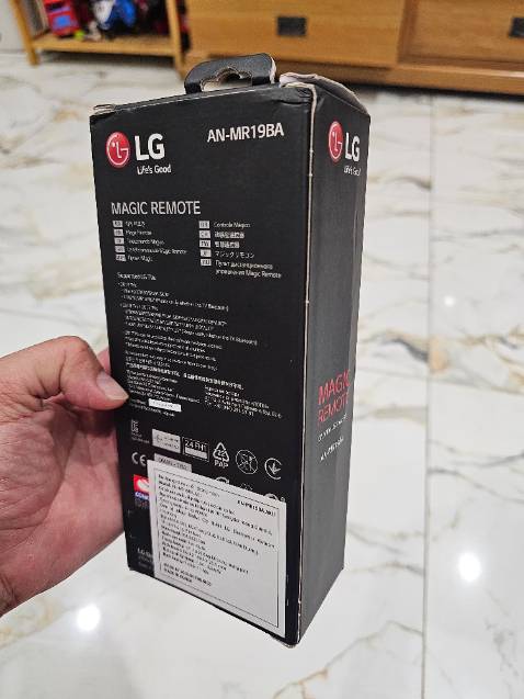 Hàng chuẩn! Hài Lòng!
Giá ưu đãi tí sẽ hợp lý hơn, bởi mẫu  remote control này cũng đã hơn 4 năm tuổi...