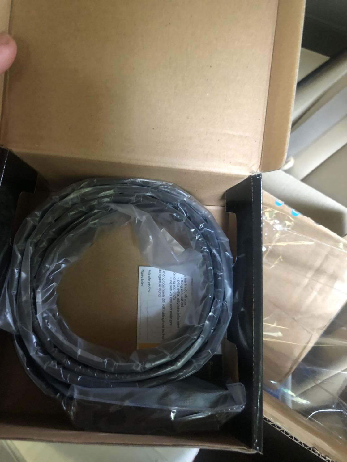 Lục đặt thực sự không tin tưởng lắm về chất lượng với giá đó. Nhưng khi nhận đc sản phẩm thì tôi mới thấy chất lượng khá tốt và phù hợp với chất lượng sản phẩm!