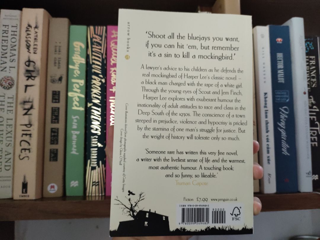 Rate 5/5 cho truyện vì mình tin rằng câu chuyện của Harper Lee vào thời điểm câu chuyện này là một sự thể hiện chân thực về cách thức đáng buồn mà hầu hết xã hội thời bấy giờ đã và vẫn đang xảy ra. Thật là sảng khoái và đáng lo ngại khi được nhắc nhở về cách mà nhiều người có trí óc gần gũi. Sự thật là sự thật nhưng chúng ta lại phủ nhận nó để rồi bị cho là đánh mất sự đồng cảm và lòng trắc ẩn đối với người khác, những người phủ nhận tìm cách đánh *** sự thật. Cảm ơn trời trong câu chuyện này, chúng ta có thể nắm lấy sự thánh thiện của đức tin. Theo ý kiến của mình, chúng ta cần nhớ lại lịch sử để vượt lên trên nó chứ không phải là rửa sạch nó. Rate 5/5 cho truyện vì mình tin rằng câu chuyện của Harper Lee vào thời điểm câu chuyện này là một sự thể hiện chân thực về cách thức đáng buồn mà hầu hết xã hội thời bấy giờ đã và vẫn đang xảy ra. Thật là sảng khoái và đáng lo ngại khi được nhắc nhở về cách mà nhiều người có trí óc gần gũi. Sự thật là sự thật nhưng chúng ta lại phủ nhận nó để rồi bị cho là đánh mất sự đồng cảm và lòng trắc ẩn đối với người khác, những người phủ nhận tìm cách đánh *** sự thật. Cảm ơn trời trong câu chuyện này, chúng ta có thể nắm lấy sự thánh thiện của đức tin. Theo ý kiến của mình, chúng ta cần nhớ lại lịch sử để vượt lên trên nó chứ không phải là rửa sạch nó.