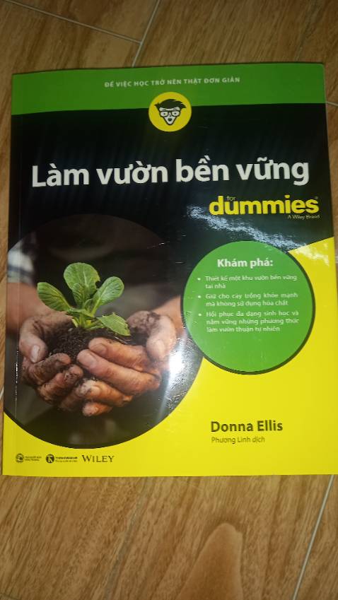 Sách in đẹp, nội dung đầy đủ, bìa sách hơi xước một xíu.... nói chung đáng đồng tiền