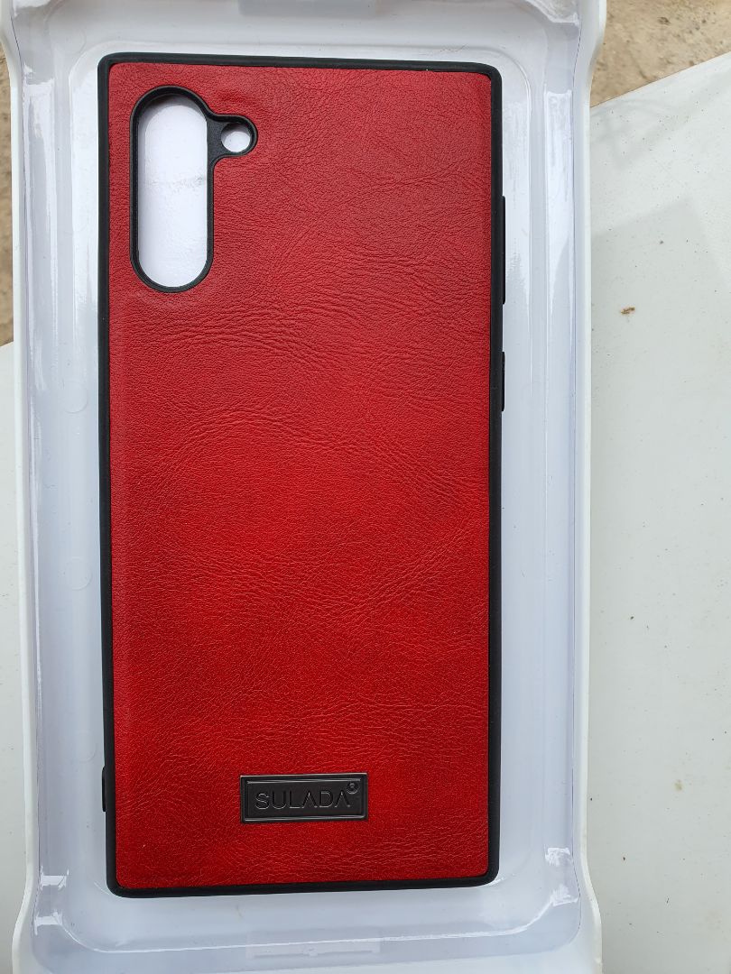 Gửi sai sản phẩm, giúp mình đổi lại cho đúng