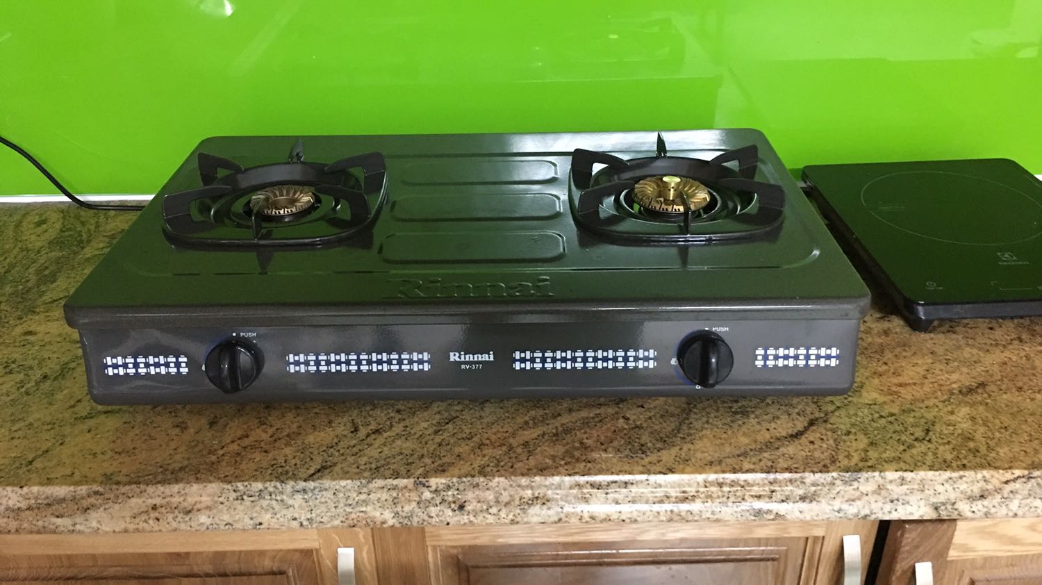 Bếp đẹp, lửa xanh, đều