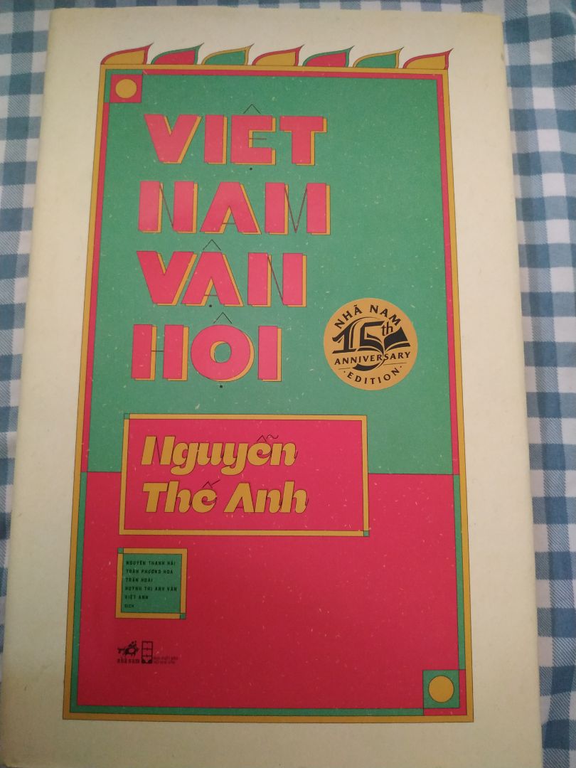 Sách hay, nhiều thông tin hấp dẫn. Bìa cứng, chắc chắn. Giao hàng nhanh chóng, cẩn thận. Shipper chu đáo. Rất đáng đồng tiền!