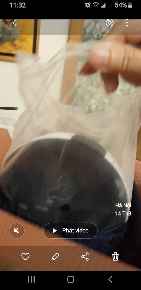 Đẹp ,nhẹ, xinh xắn hơn tưởng tượng, ,chắc chắn từng chi tiết, mẫu mã trang nhã,không chê vào đâu được, đóng gói cẩn thận hơn mong đợi 💕!