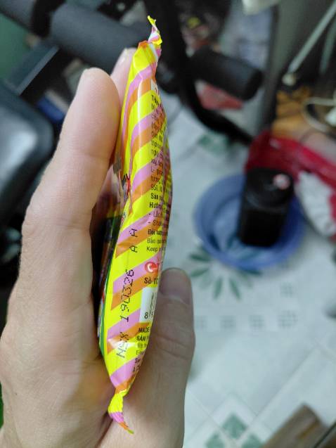 Hàng gói cẩn thận, còn hạn sử dụng, khối lượng 15g không theo giới thiệu là 20g.