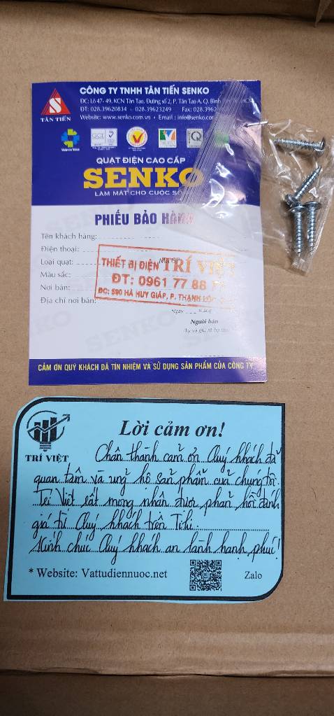 Quạt giao nhanh, đóng gói cẩn thận, chạy tốt, đầy đủ phiếu bảo hành. Sẽ còn ủng hộ shop Quạt giao nhanh, đóng gói cẩn thận, chạy tốt, đầy đủ phiếu bảo hành. Sẽ còn ủng hộ shop