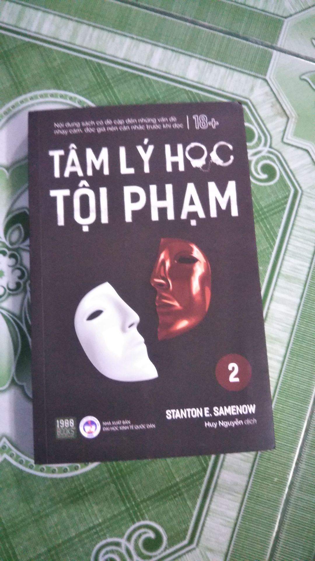 hàng giống mô tả