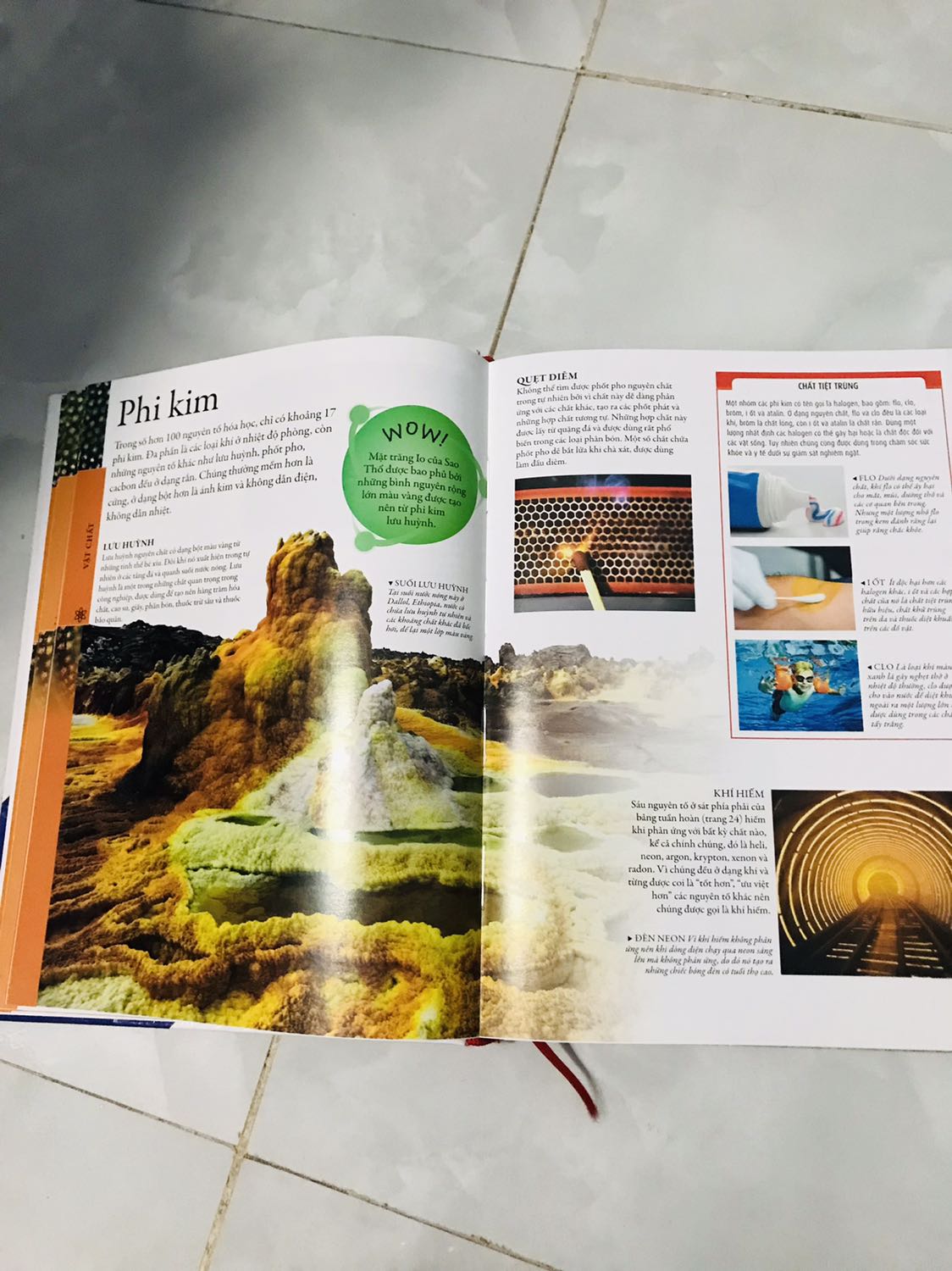 Đóng gói cẩn thận, giấy chất lượng, hình ảnh rõ đẹp sắc nét.