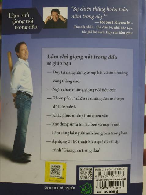 Mục lục sách có tiêu đề mình thấy khá thú vị! Các chương đầu của sách sẽ làm rõ các nguyên nhân hình thành giọng nói trong đầu, ảnh hưởng của nó đến đời sống cũng như công việc. Còn về 2 chương cuối là nói về các thủ thuật để kiểm soát nó. Riêng mình thấy khá hữu ích và thực tế, các bạn có thể tham khảo.