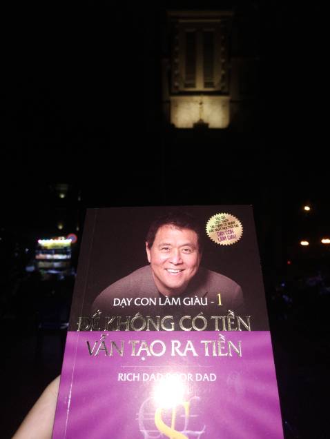 Bản in ấn rất rõ nét, giao đủ bộ, bộ sách mà hầu hết mọi người đều nên đọc để tăng chỉ số thông minh tài chính dành cho mình. Hi vọng sách mang lại cho mình nhiều kiến thức bổ ích
Rất hài lòng về sản phẩm, dịch vụ giao hàng tốt, nhân viên giao hàng nhiệt tình
Cám ơn Tiki!