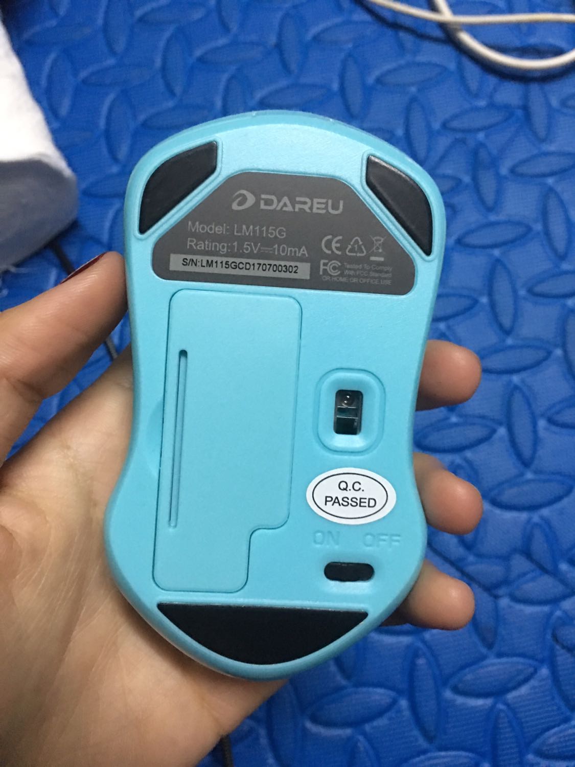 Chuột cute dog, xinh quá, dùng ok.
Tiki giao hàng siêu nhanh mới đêm đặt mà chiều đã thấy giao hàng rồi. Mình còn quên mất là mới đặt. Chuột xinh pin nhìn hịn giá 175k ok. Thấy th bạn lớp mình mua 330k năm ngoái tại shop ngoài, thích quá lên tiki tìm thì thấy đang sale 175k nên hốt luôn??