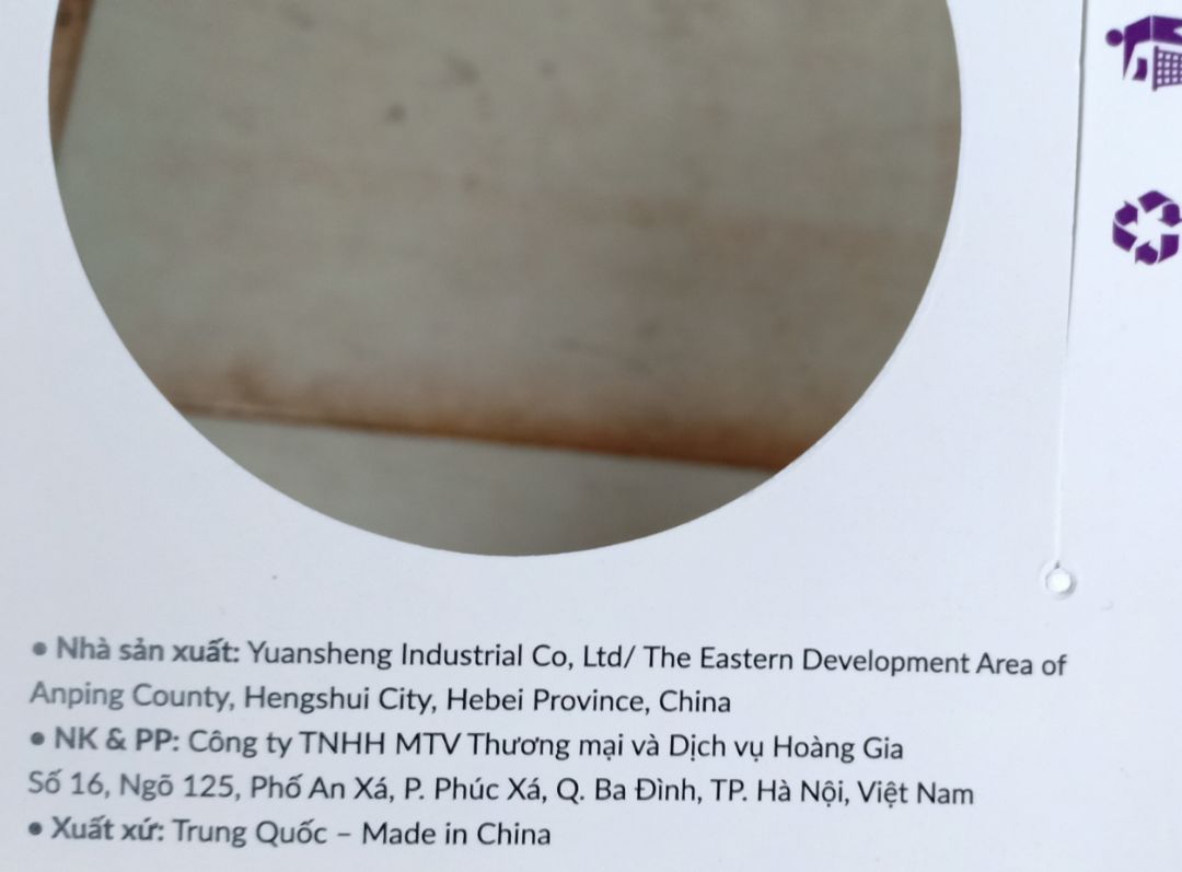 Viền tròn ngoài hơi sắc nhưng không ảnh hưởng nhiều công năng sản phẩm, giá hơi cao, hàng TQ gia công nhưng nhìn đẹp. vote 5 sao để ủng hộ shop và mong shop ủng hộ hàng Việt nhiều hơn.