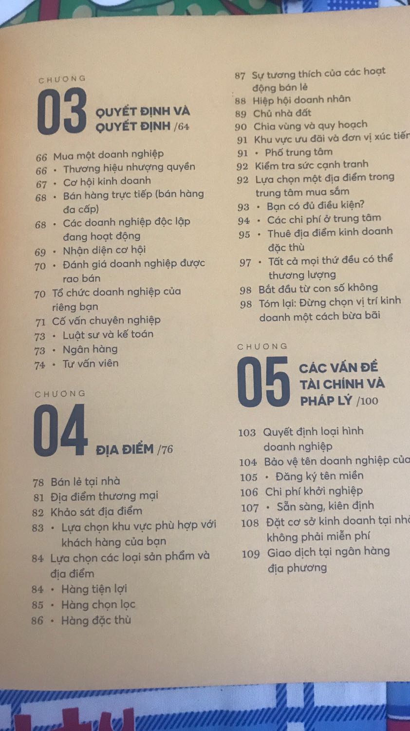 Mục lục thấy rất hay, tuy nhiên sách chưa đề cập rõ vấn đề, chỉ nói một cách chung chung của các khai niệm, đối với ai đã làm kinh doanh rồi sẽ thấy ko có kiến thức đặc biệt, sách thích hợp để tham khảo bổ sung thêm kiến thức tổng quan cho người mới.