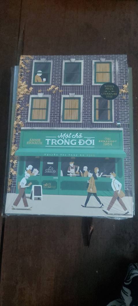 Nội dung sách hấp dân người đọc. In ấn rõ nét. Bìa sách đẹp mắt