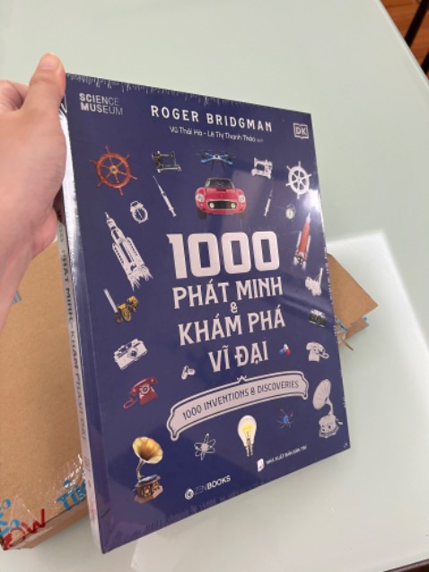 Rất thú vị, sản phẩm được đóng gói chỉn chu, giao hàng nhanh chóng nữa, mình rất hài lòng. (Các trang sách được tráng bóng, đọc mê lắm, cuốn)