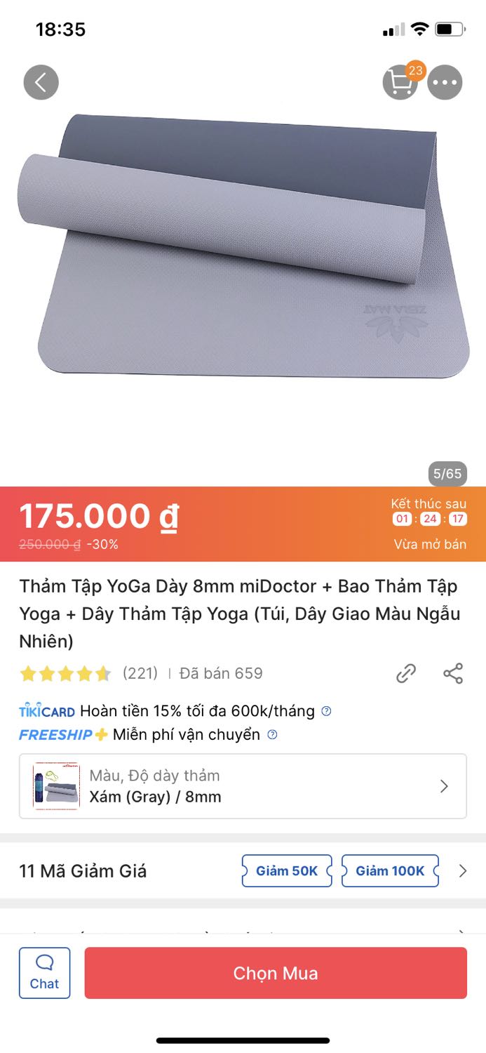 Mẫu thì lung linh, còn có cả nhãn trên thảm, hai mặt mẫu đều màu xám đậm và xám nhạt, khi giao lại hoàn toàn khác. Vận chuyển lại bị một lỗ. Khá thất vọng !